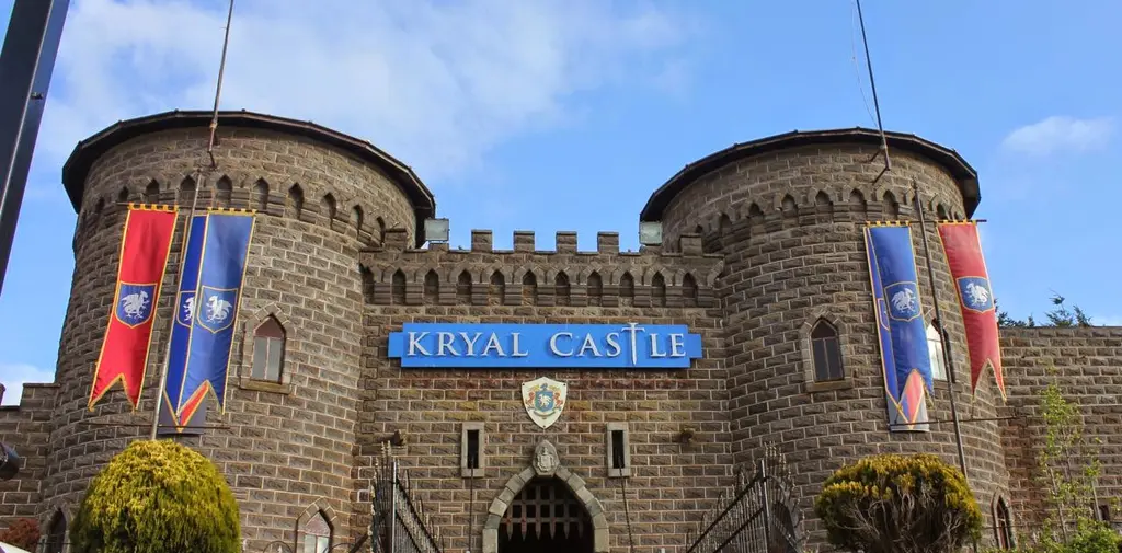 Kryal Castle